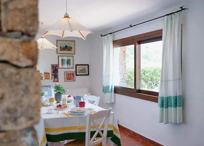 וילה Azzurra , Piscina, Parcheggio E Vista Mare