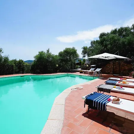 Villa Azzurra , Piscina, Parcheggio E Vista Mare